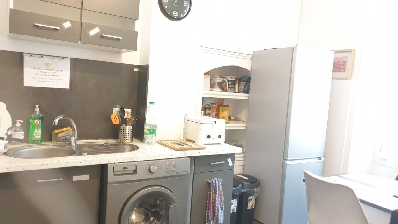 Chambres Poitiers Centre Ville - Salle De Bain, Refrigerateur, Tv Et Machine A Cafe Privatifs - Cuisine Commune - Terrasse - Hotel De Ville A 200M 외부 사진