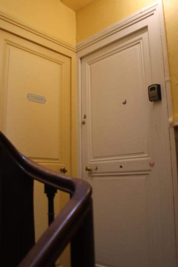 Chambres Poitiers Centre Ville - Salle De Bain, Refrigerateur, Tv Et Machine A Cafe Privatifs - Cuisine Commune - Terrasse - Hotel De Ville A 200M 외부 사진
